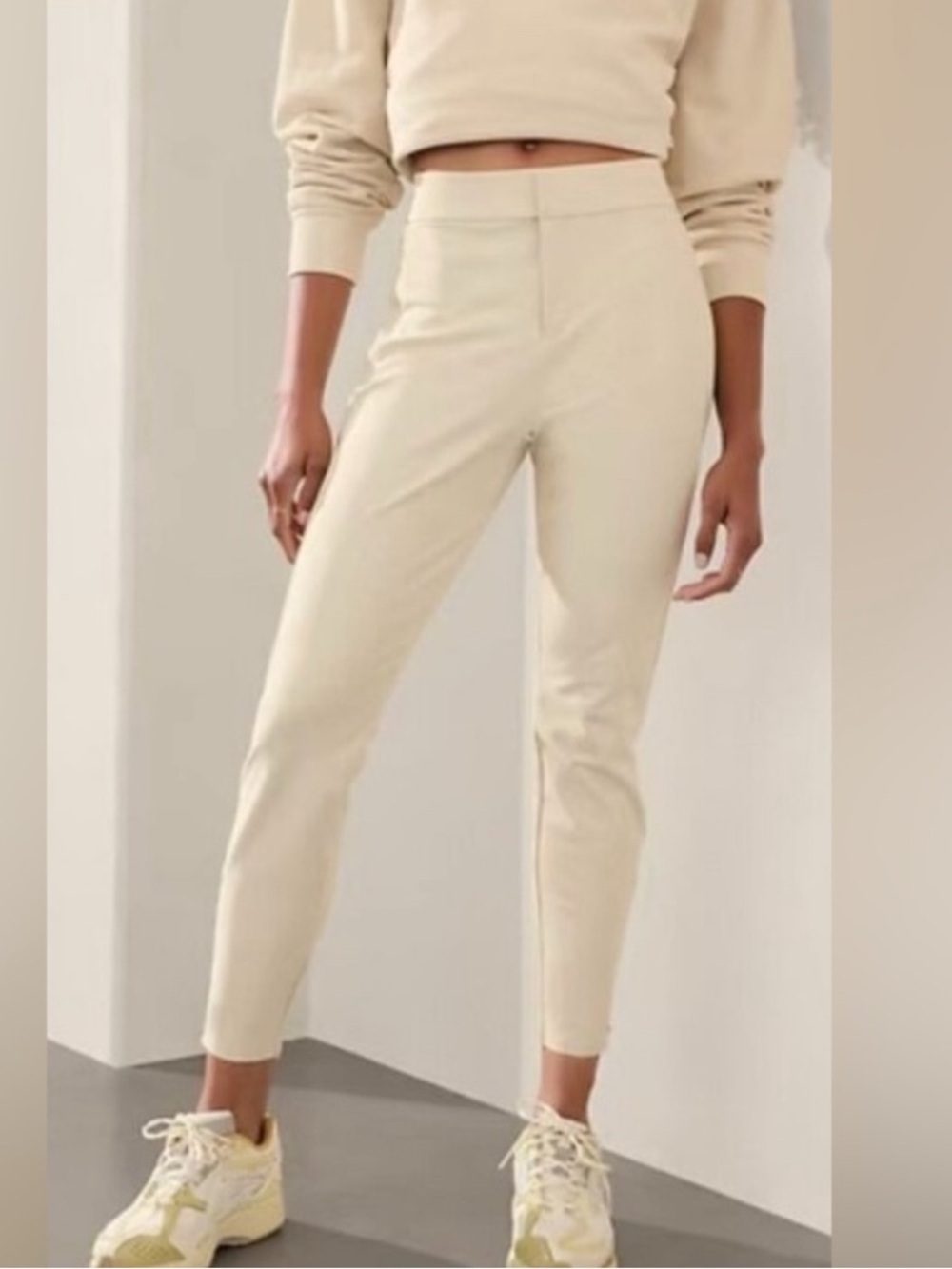 Athleta Stellar Tight Leggings Size 8 | Cream Ivory Leggings | Fall Leggings